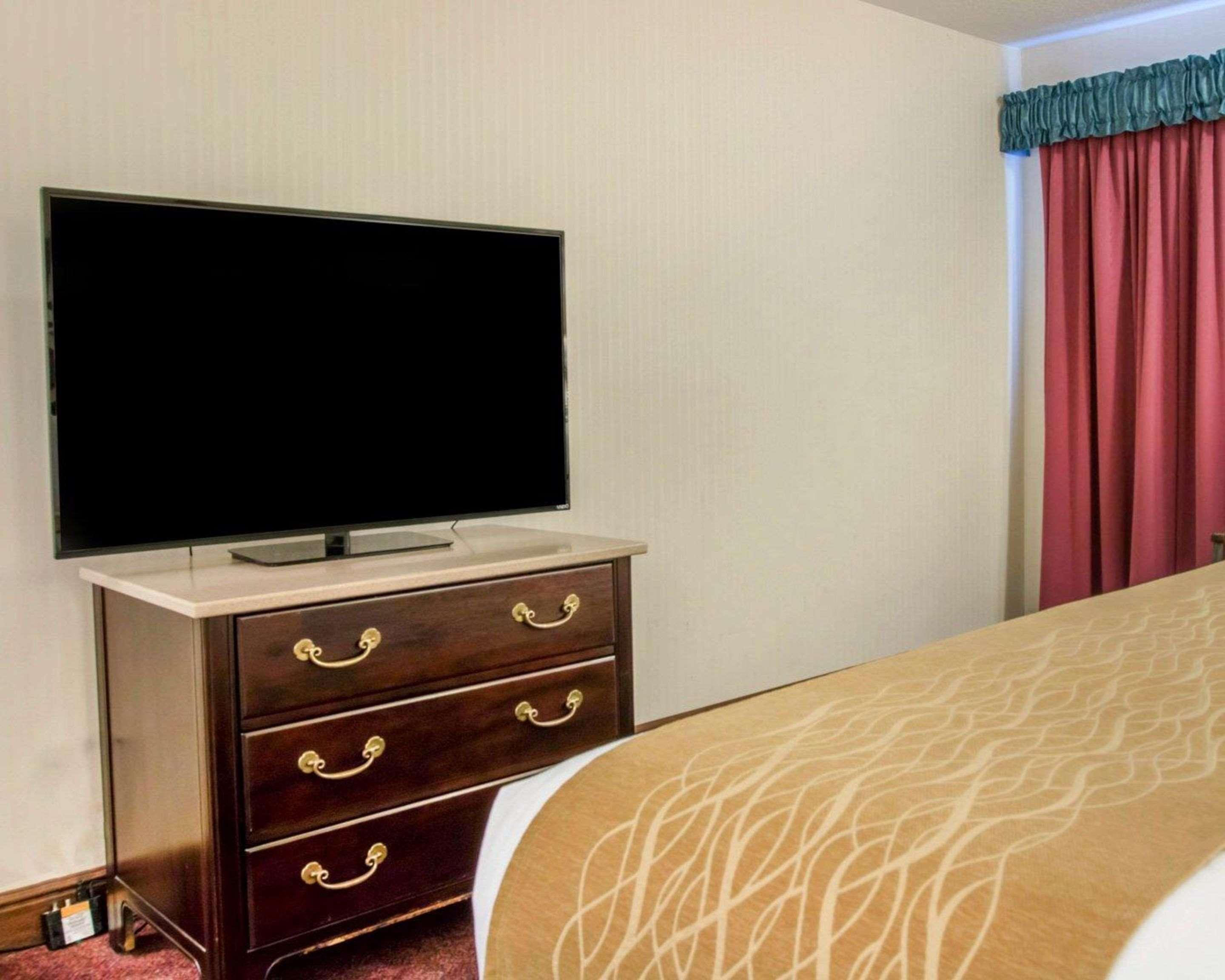 Comfort Inn Lakeside Mackinaw City Exterior foto