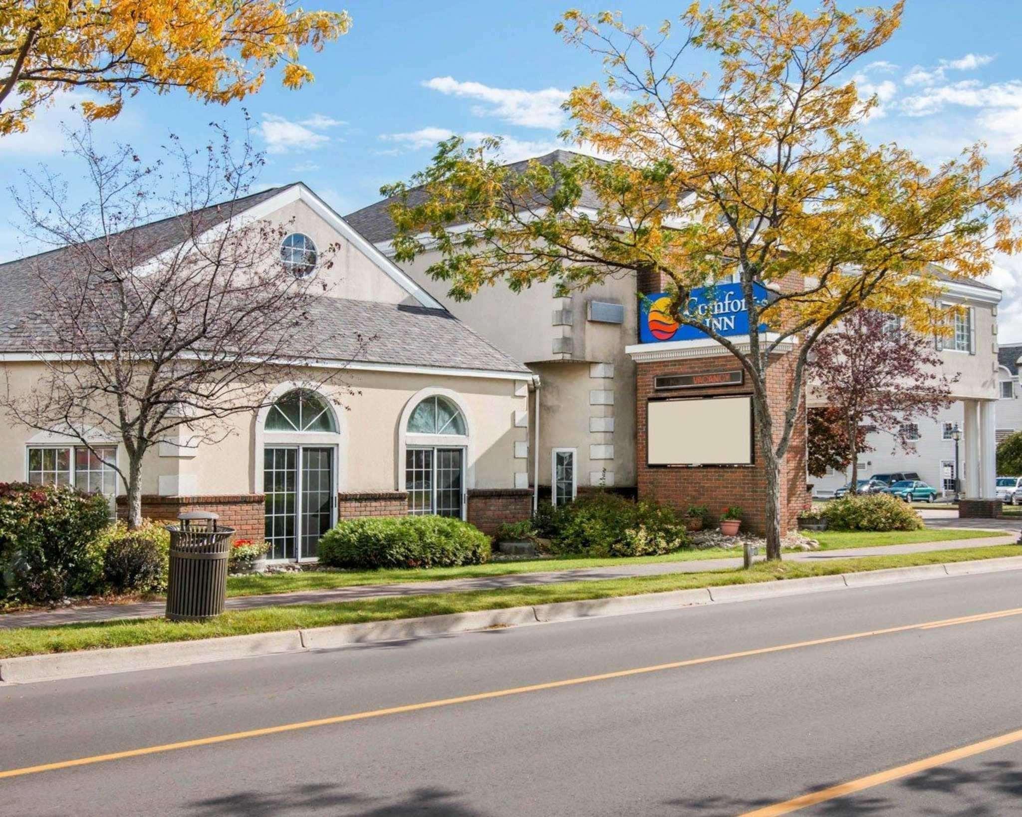 Comfort Inn Lakeside Mackinaw City Exterior foto