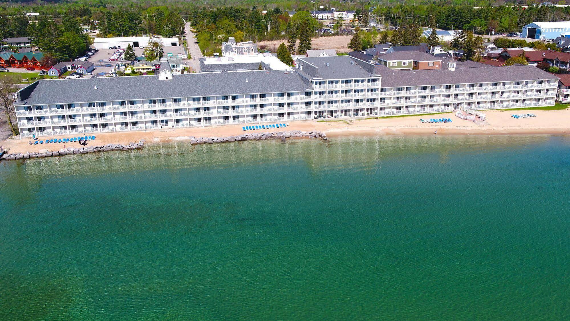 Comfort Inn Lakeside Mackinaw City Exterior foto